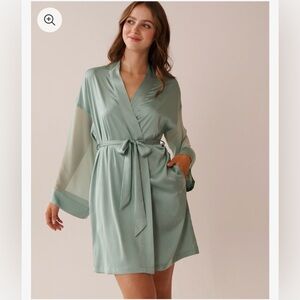 la Vie en Rose, Chiffon and Satin Kimono LUXURY EDITION Robe